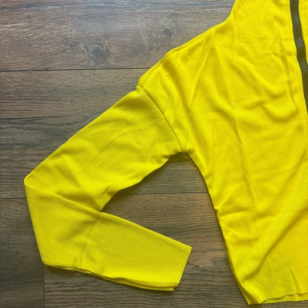 Yellow Women's Skirt Set - Picture 4 of 5